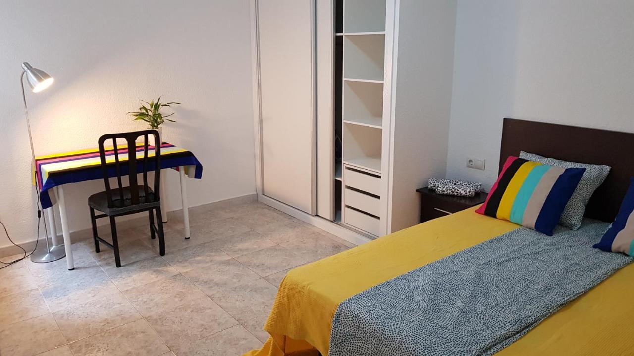 Ferienwohnung Apartamento Las Palmeras Castellón de la Plana Exterior foto